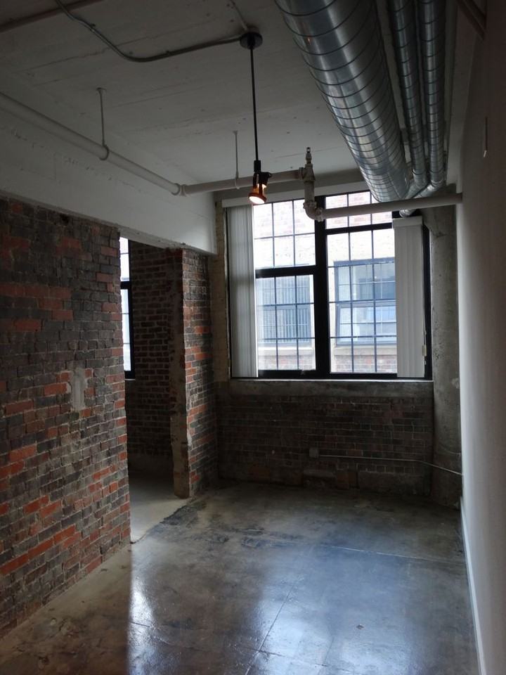 10th Street Lofts - Photo 7 of 21