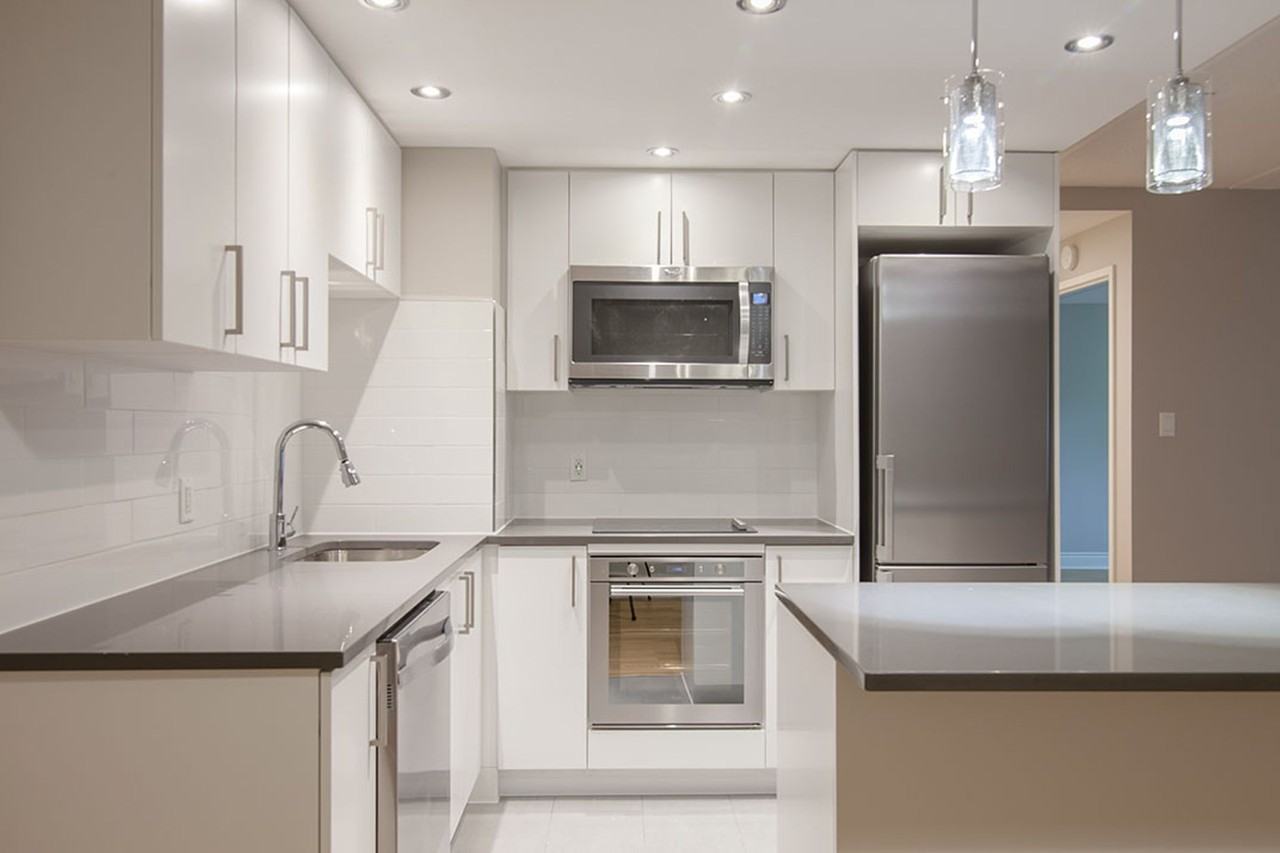 4800 Boulevard de Maisonneuve West - Photo 2 of 50