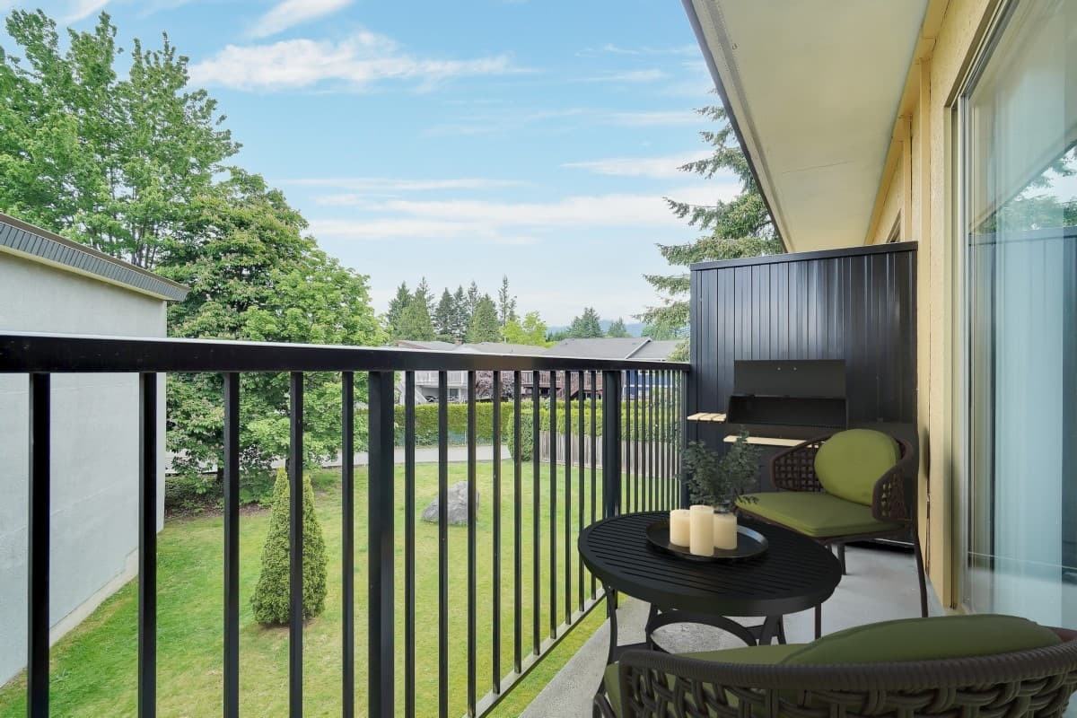 Hyland Manor Apartments - Photo 6 of 16