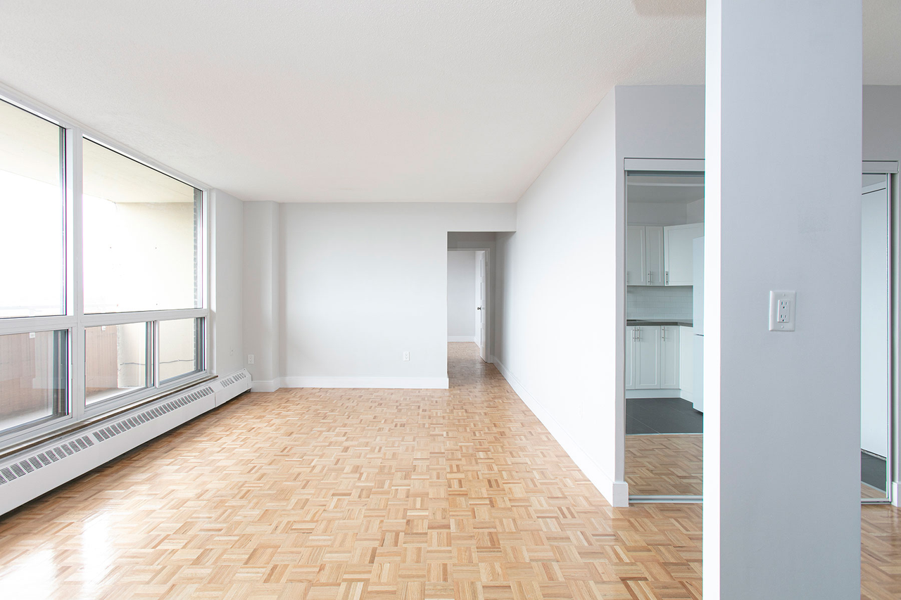 666 Spadina Ave - Photo 3 of 29