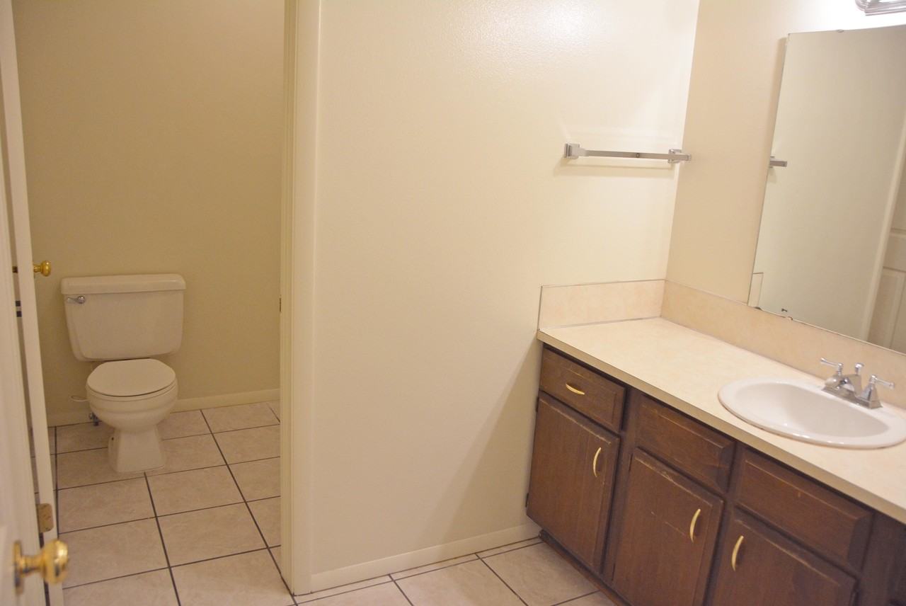 1850 Northwest #1867D - Photo 2 of 24