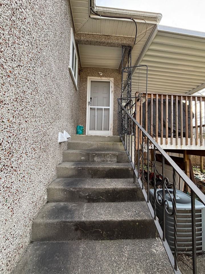 6819 Linden Ave #TOP - Photo 3 of 50