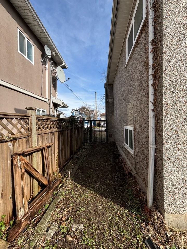 6819 Linden Ave #TOP - Photo 4 of 50