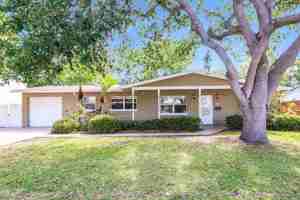 featured image of 8499 14th St N