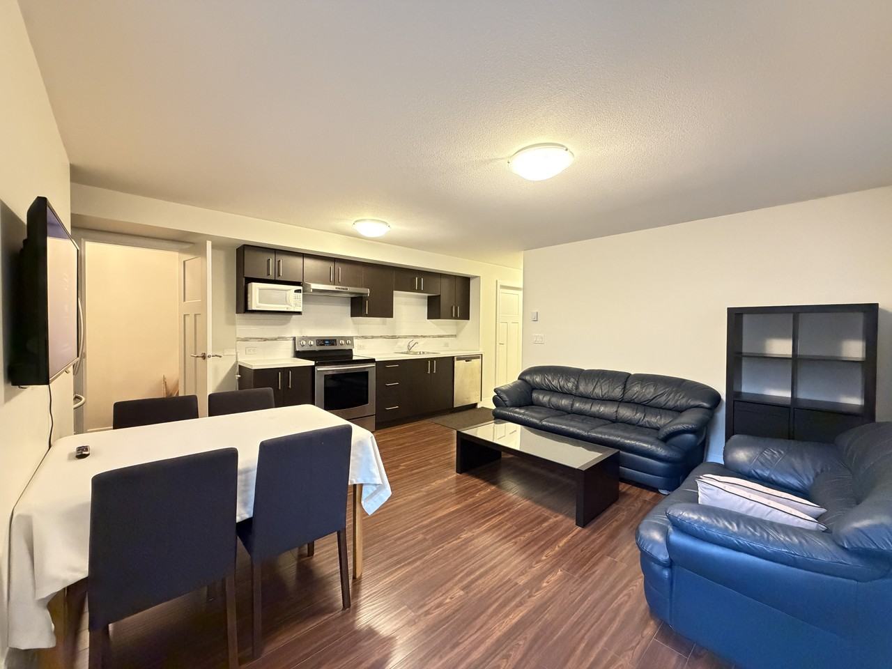 16769 22A Avenue - Photo 4 of 12