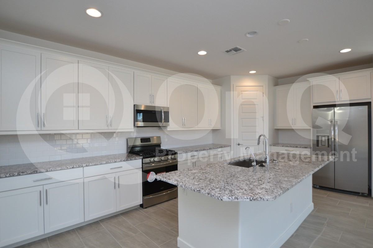 9326 W Heatherbrae Dr - Photo 3 of 23