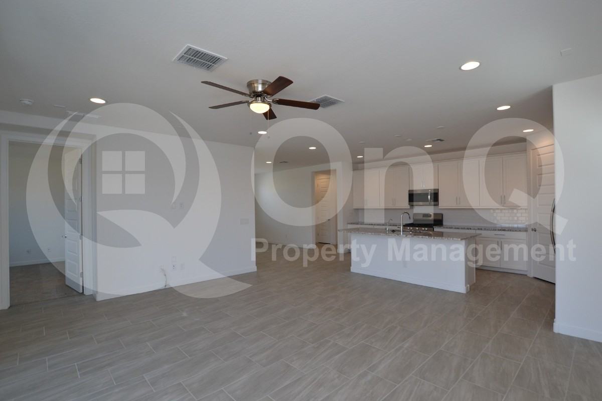 9326 W Heatherbrae Dr - Photo 5 of 23