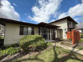 1565 Burton Ct #B - Photo 1 of 1