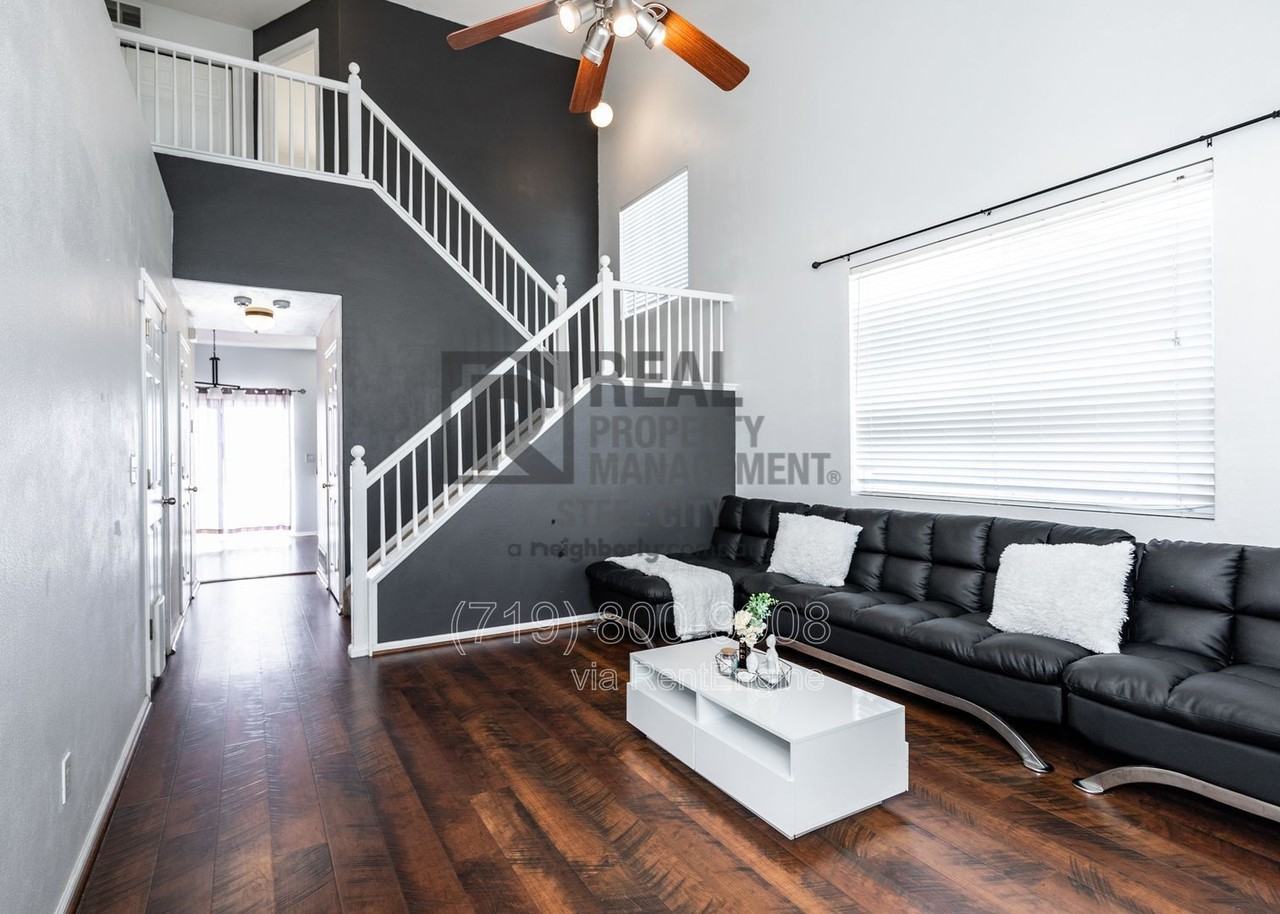 2214 Cowhand Pl - Photo 6 of 37