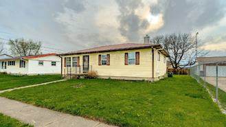 2454 Poplar Ln - Photo 1 of 1