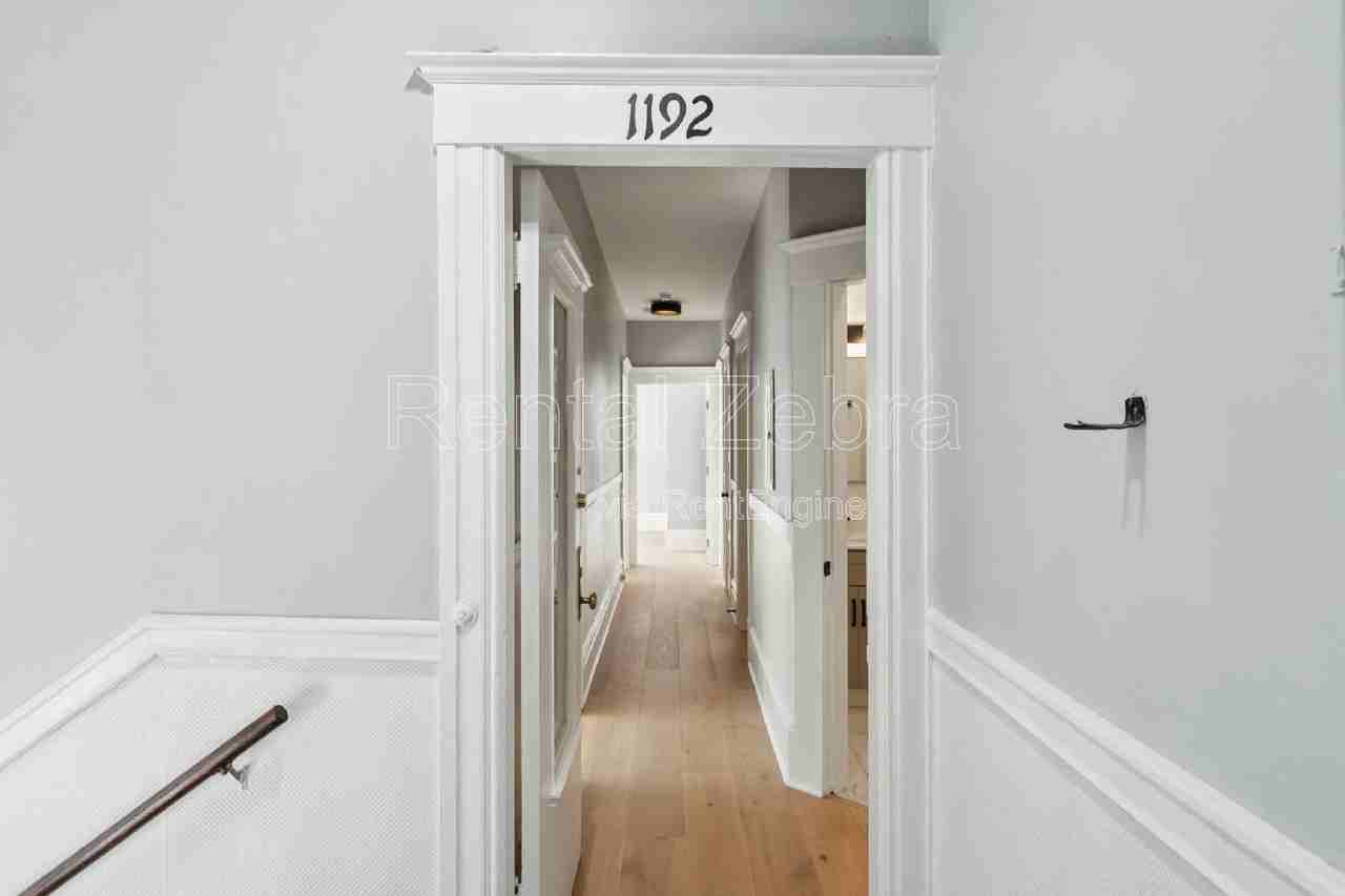 1192 Pacific Ave - Photo 4 of 34