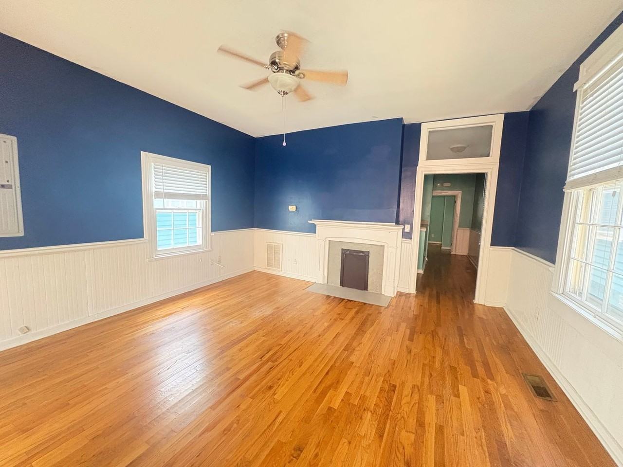 888 Walnut Street Ln - Photo 2 of 10