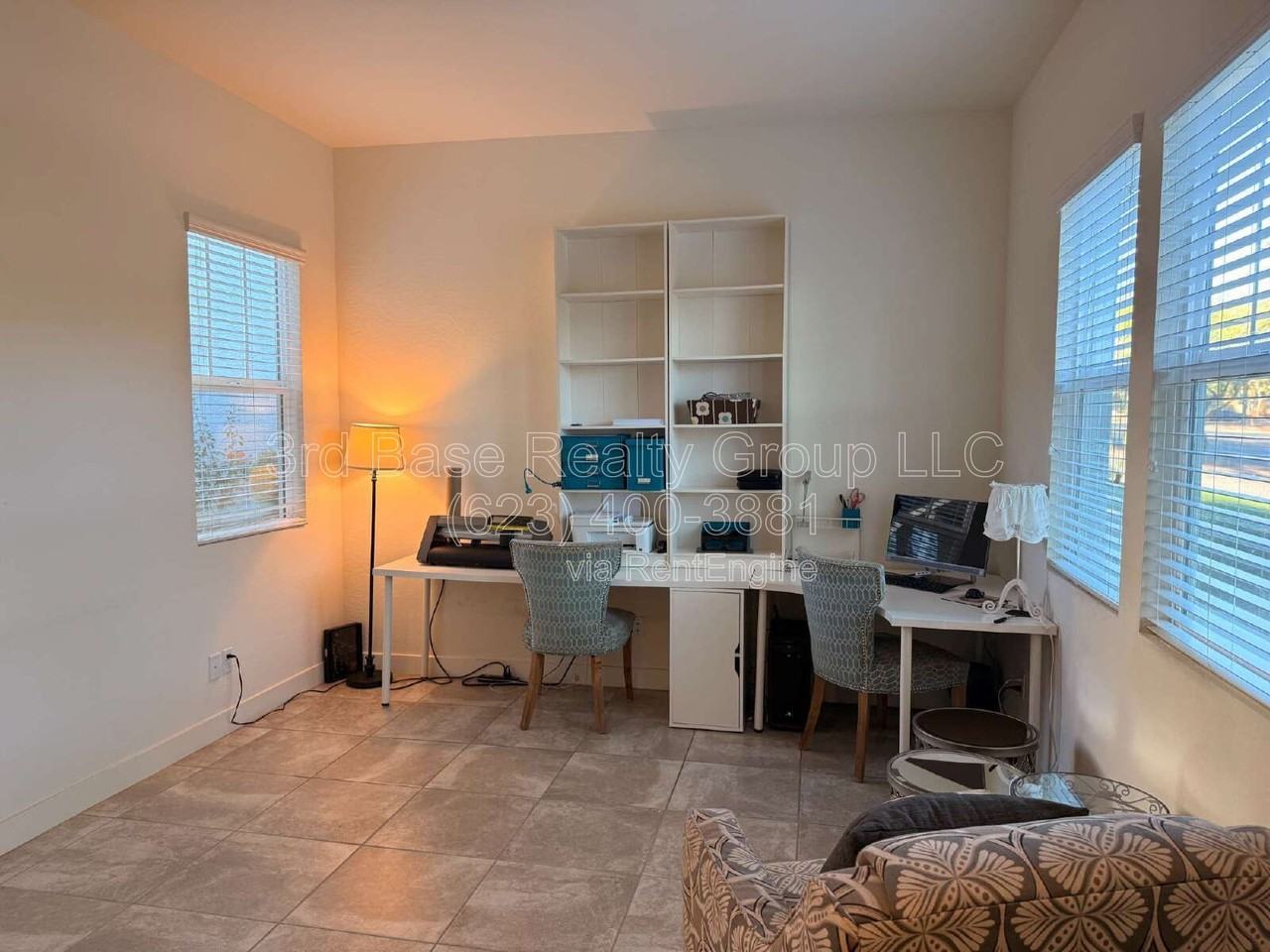 21045 W Sunrise Ln - Photo 4 of 13