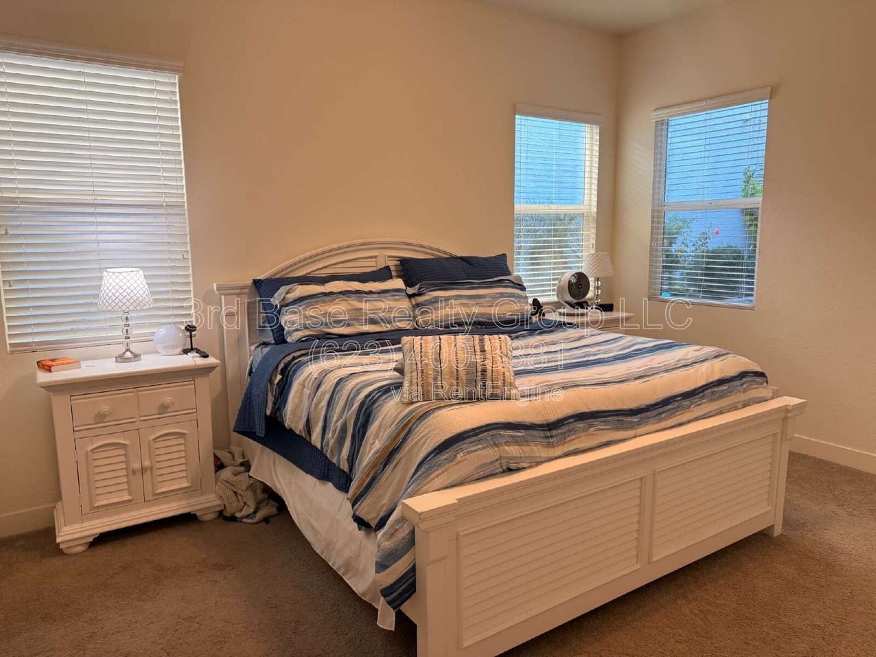 21045 W Sunrise Ln - Photo 7 of 13