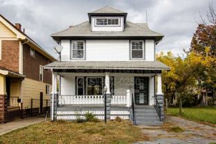 9711 Parmelee Ave - Photo 1 of 1