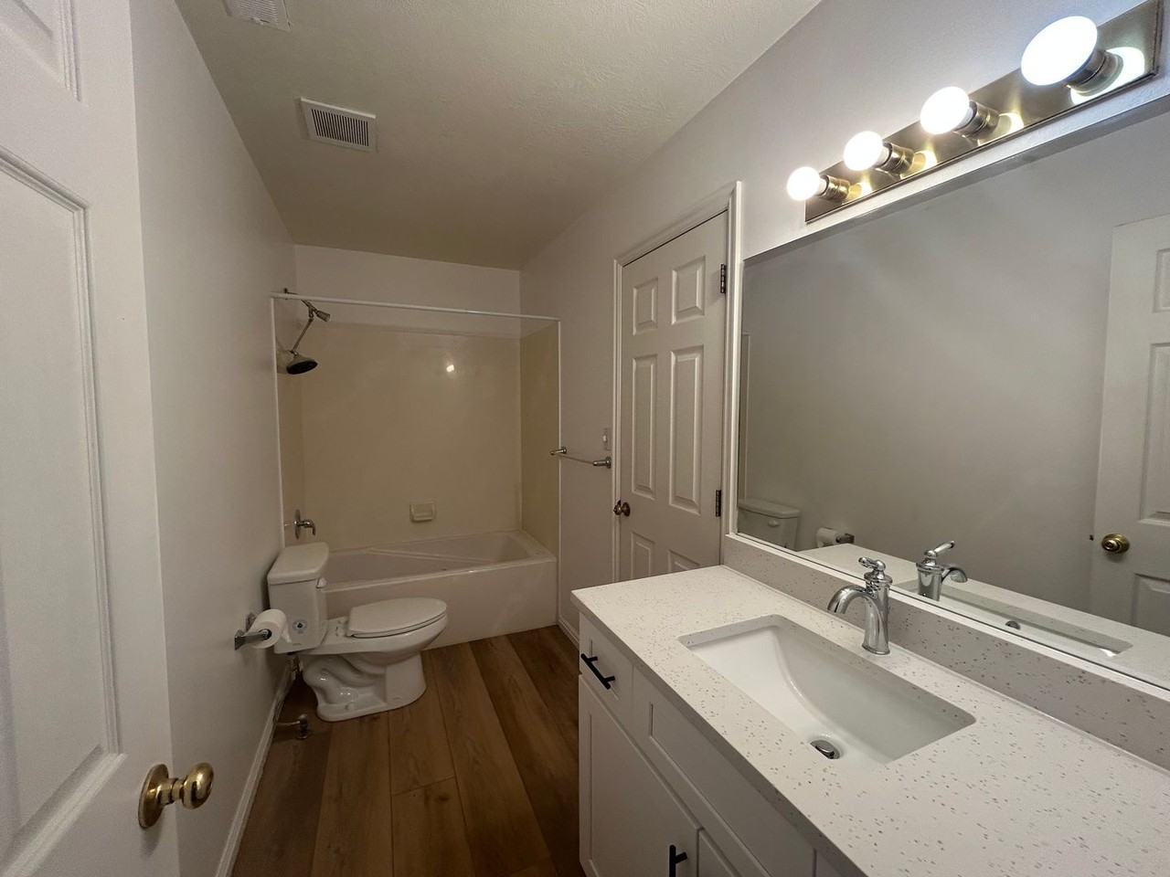 182 N 50 E - Photo 7 of 11