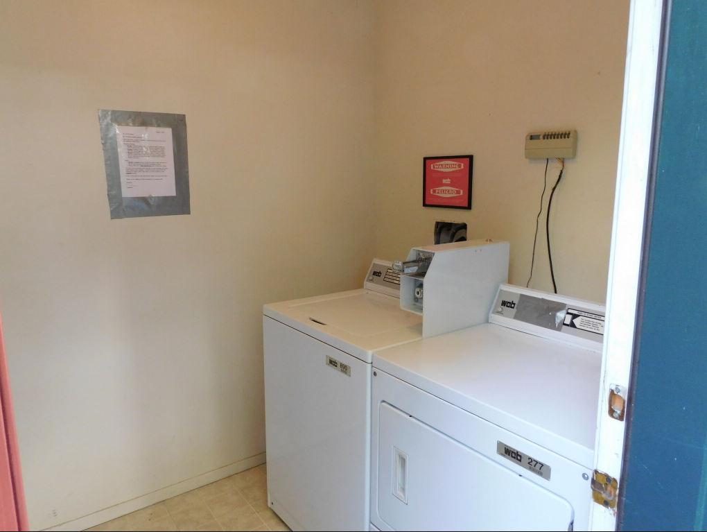 305 Woodcrest Way #1 - Photo 3 of 10