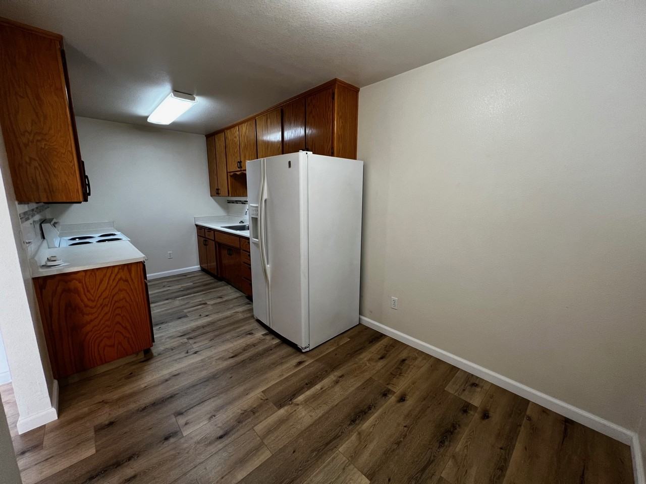 305 Woodcrest Way #1 - Photo 2 of 10