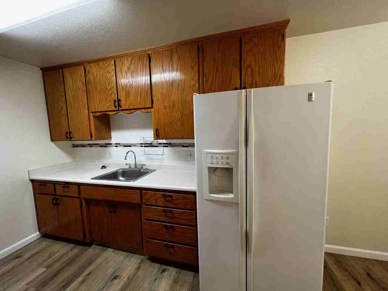 305 Woodcrest Way #1 - Photo 6 of 10