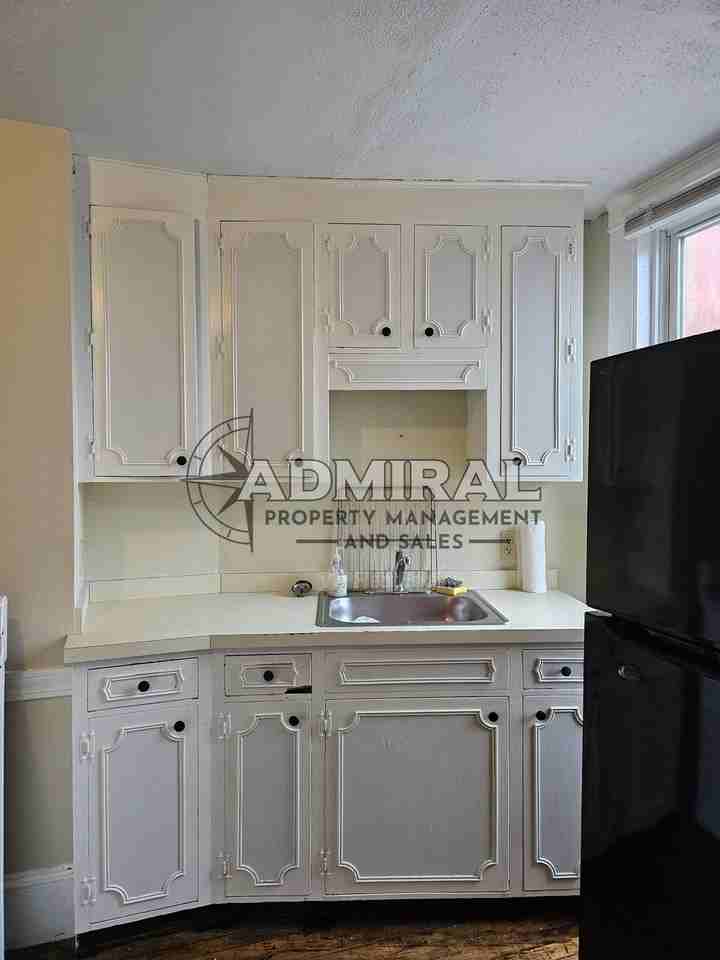 42 N Main St #3 - Photo 3 of 9