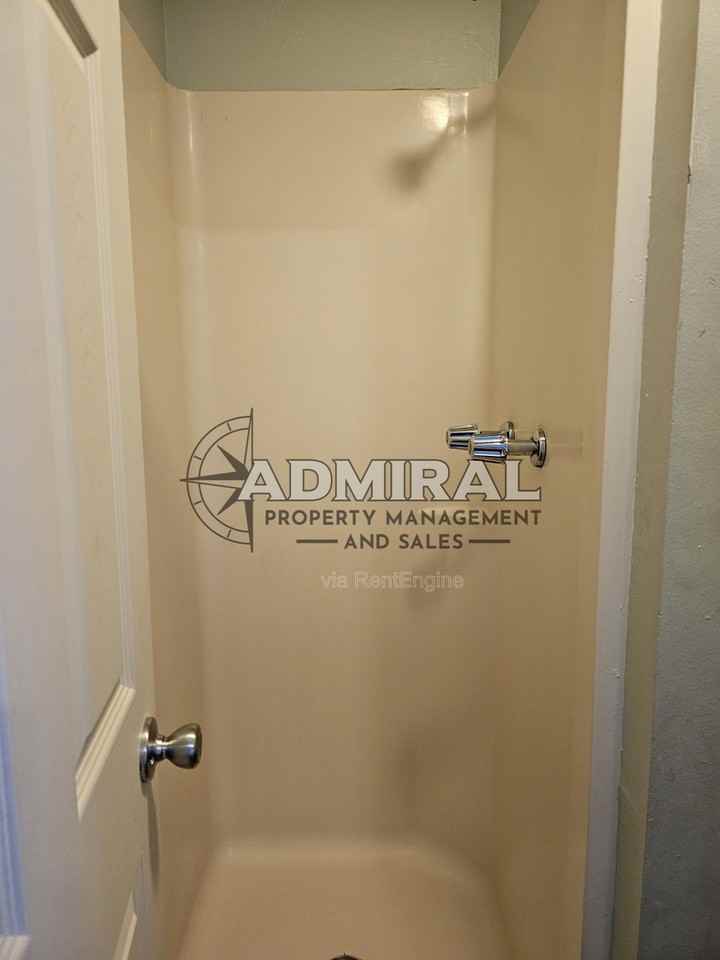 42 N Main St #3 - Photo 7 of 9