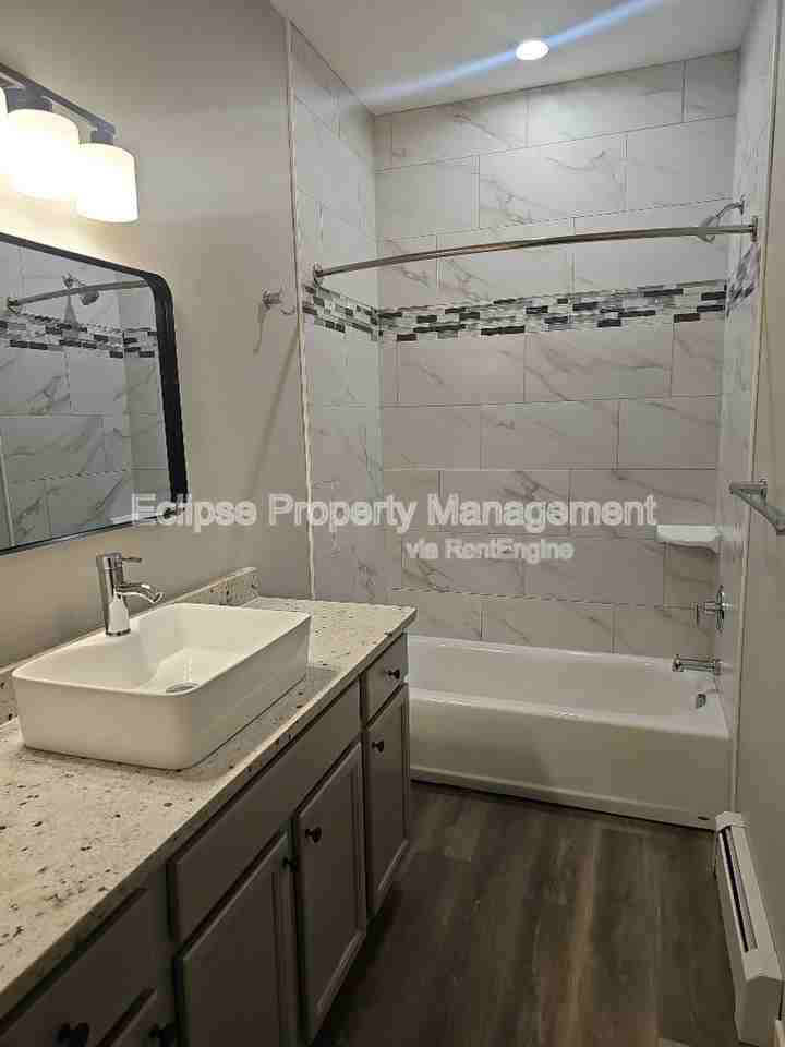 525 Washington Ave - Photo 7 of 17