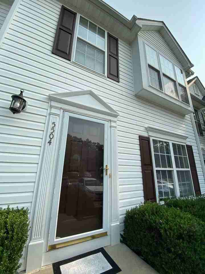 5504 Millstream Ln - Photo 2 of 19