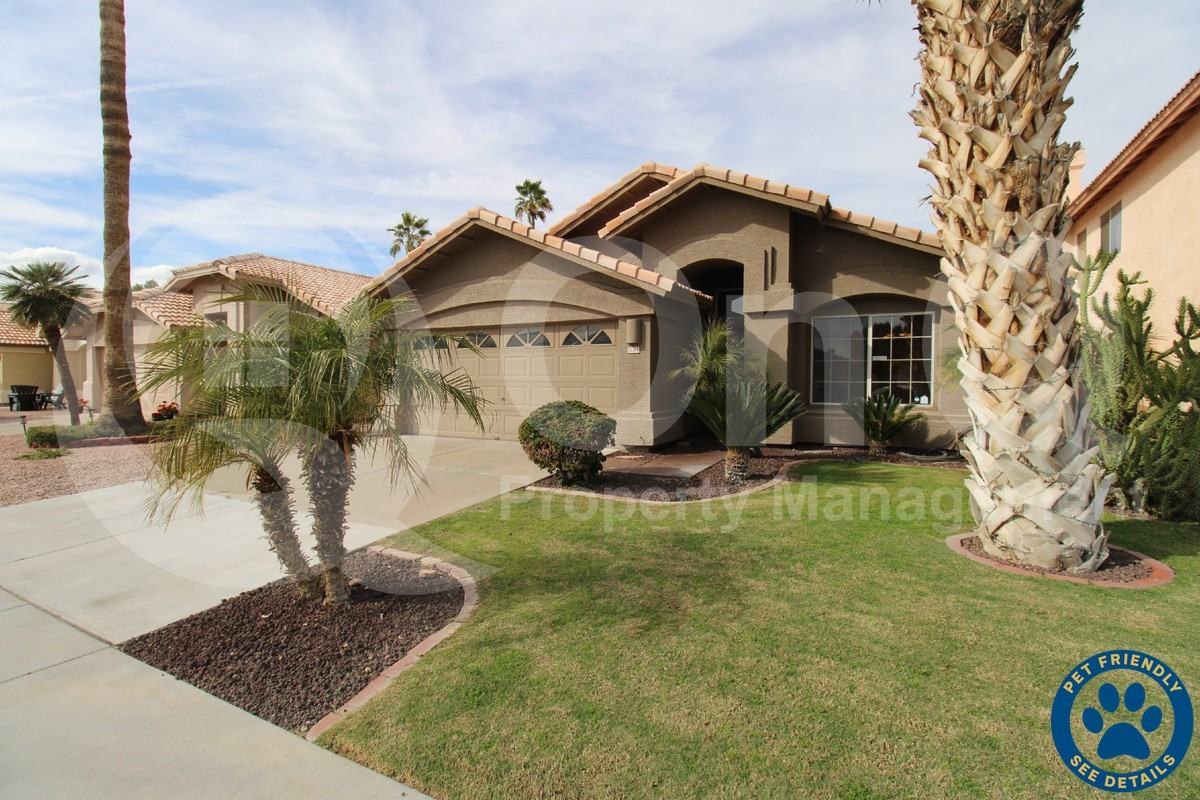 5184 W Geronimo St - Photo 4 of 24