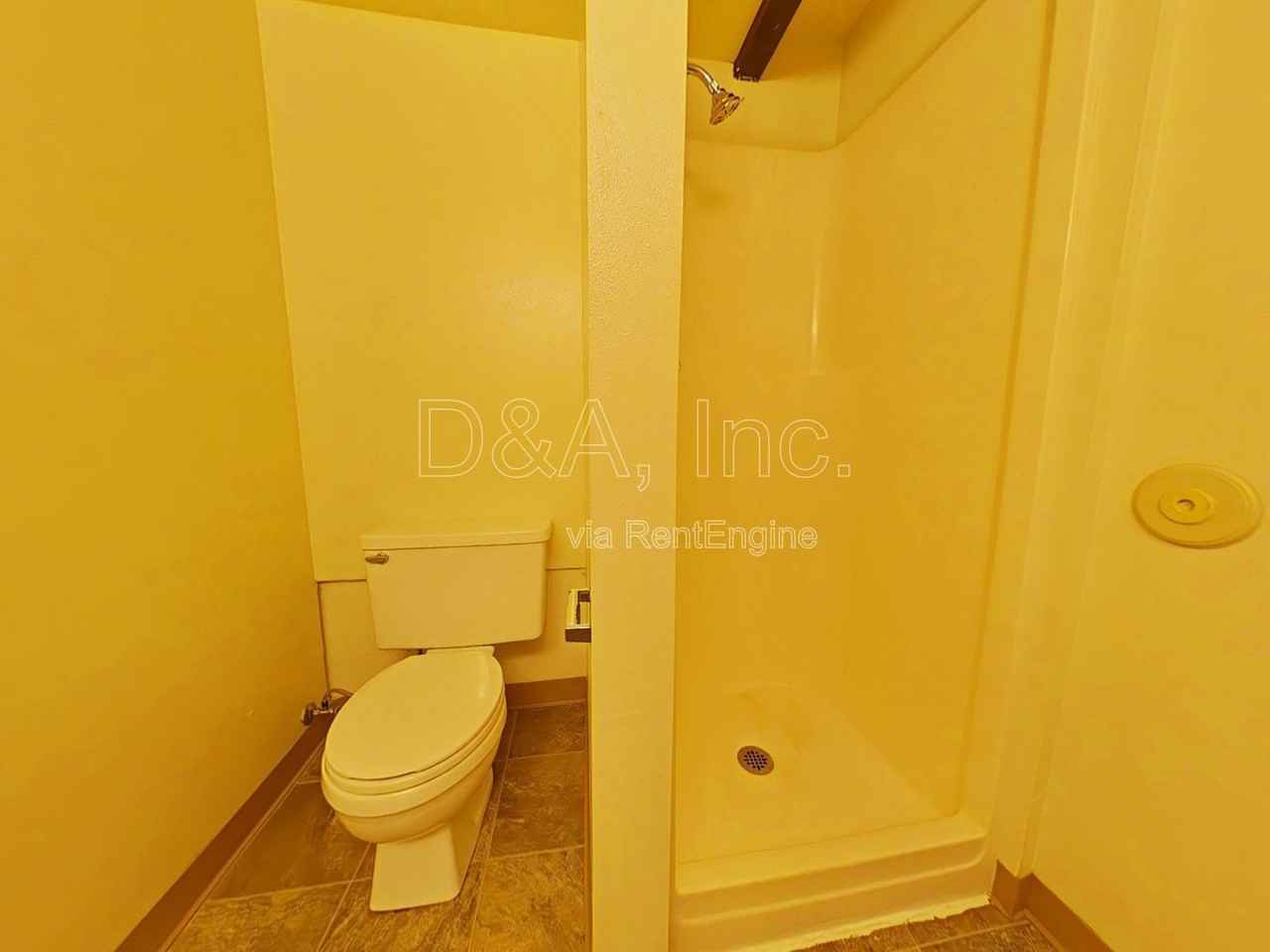 2905 Nw Glenridge Dr #B - Photo 5 of 6