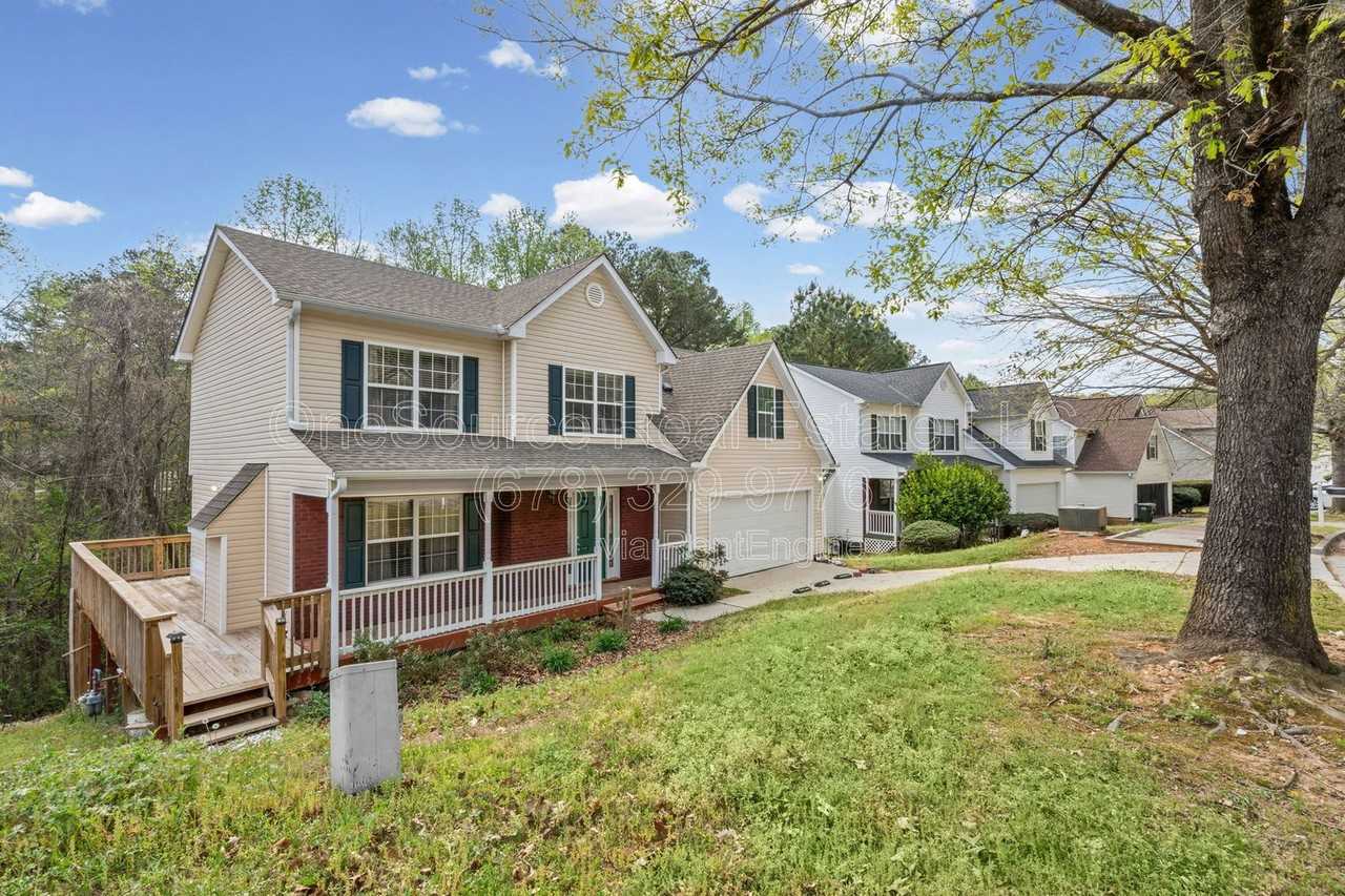 4211 Crestside Rdg #A - Photo 3 of 34