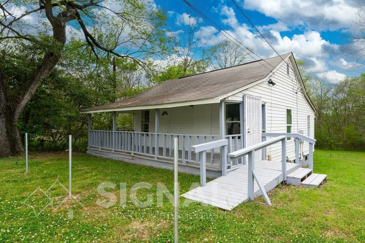 3230 Arlington Ave - Photo 2 of 22