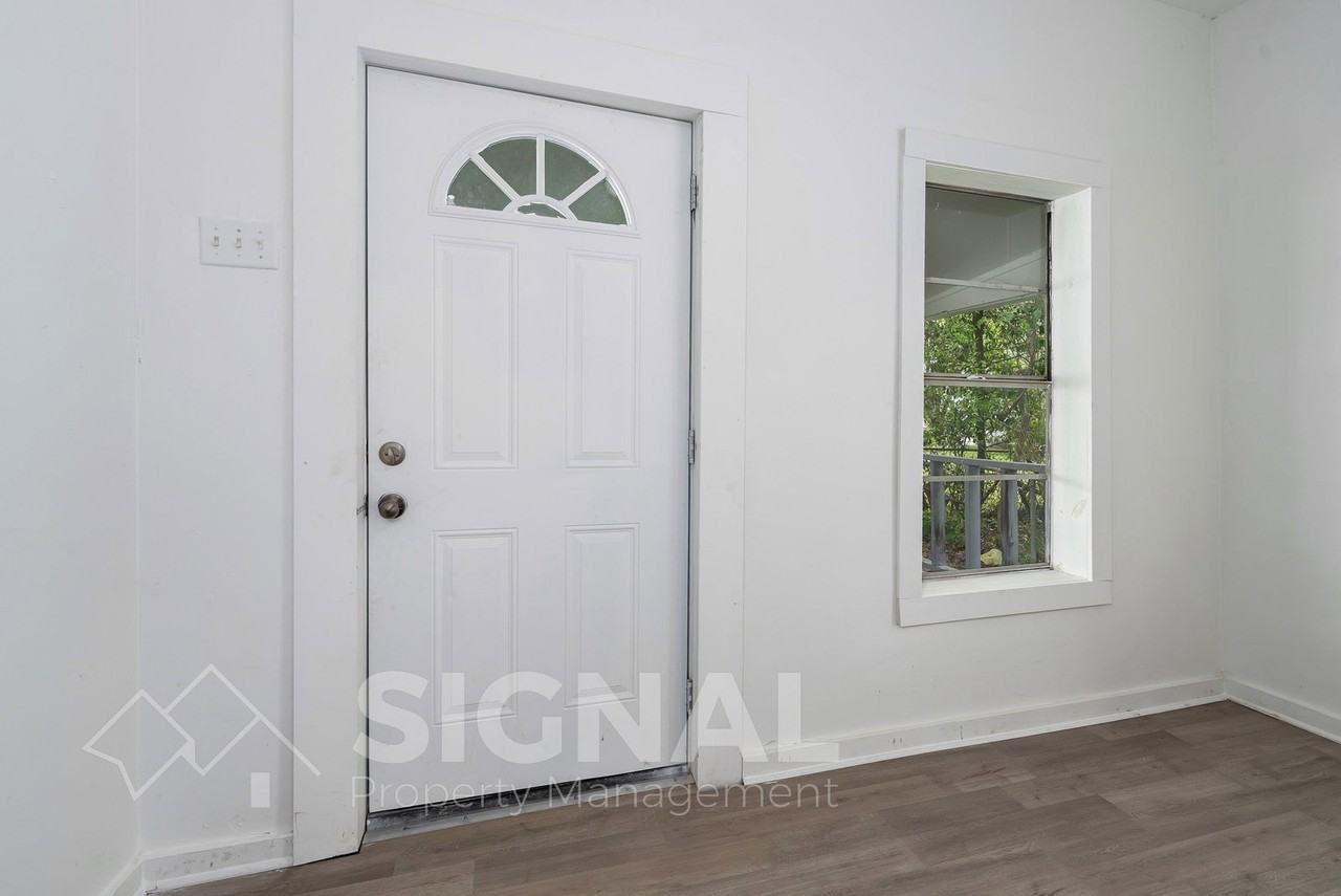 3230 Arlington Ave - Photo 5 of 22