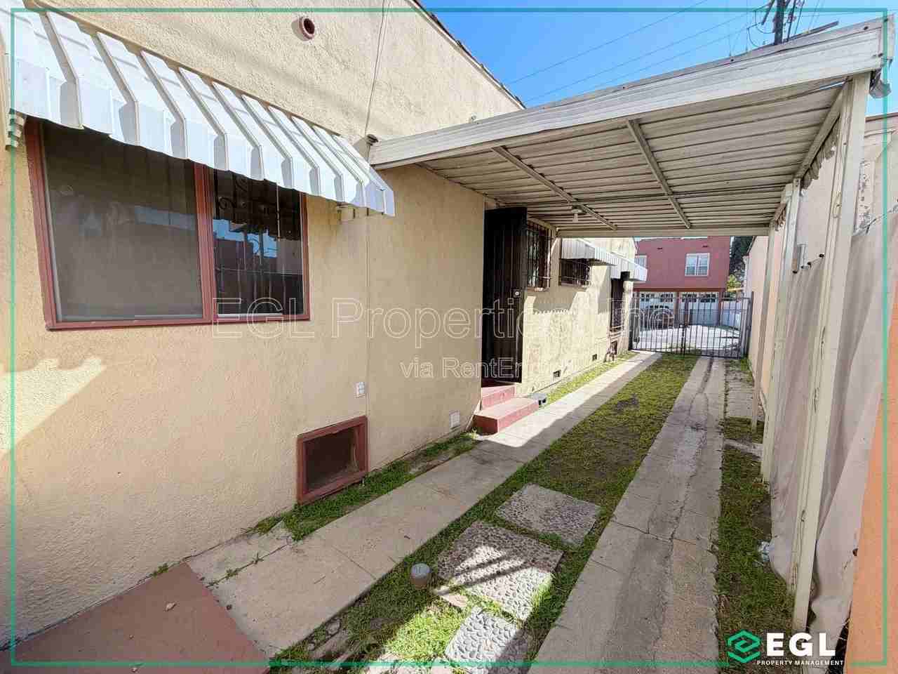 4861 W 23rd St - Photo 7 of 12