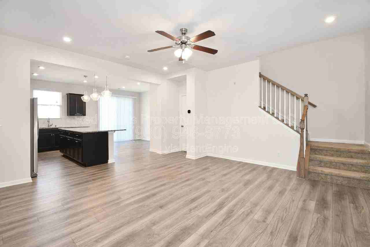 1227 Southern Sugar Dr - Photo 4 of 28