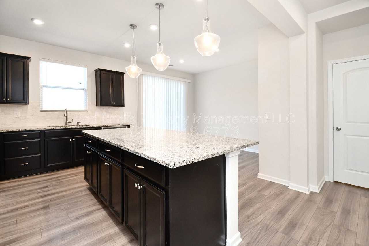 1227 Southern Sugar Dr - Photo 7 of 28