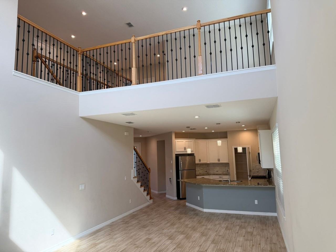 2601 Pinnacle Ln - Photo 3 of 28