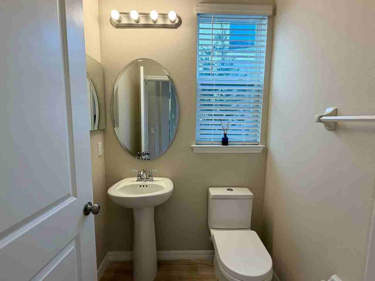 2601 Pinnacle Ln - Photo 7 of 28