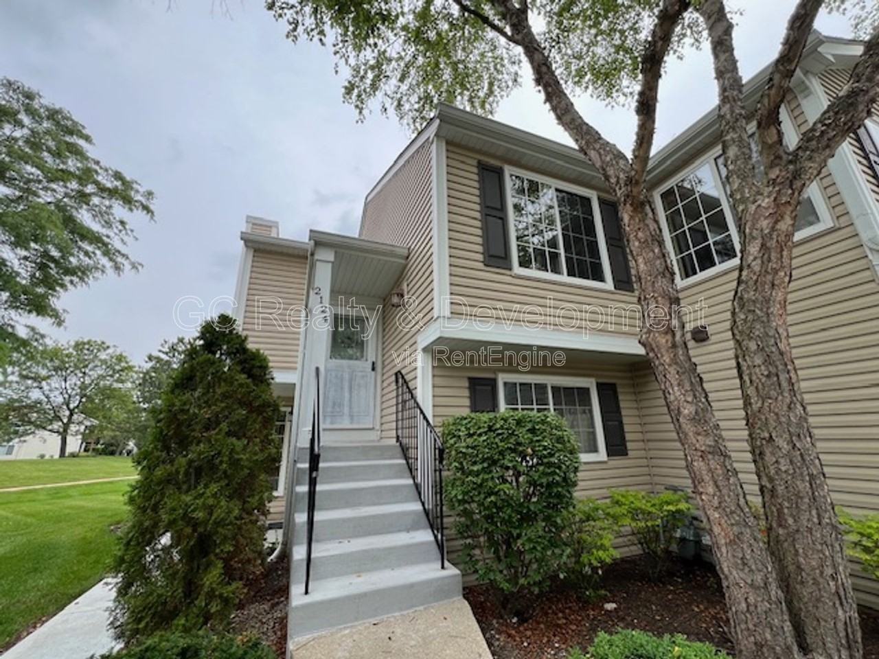 2124 Northwind Cir - Photo 2 of 12