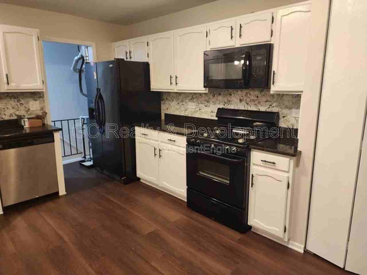 2124 Northwind Cir - Photo 3 of 12