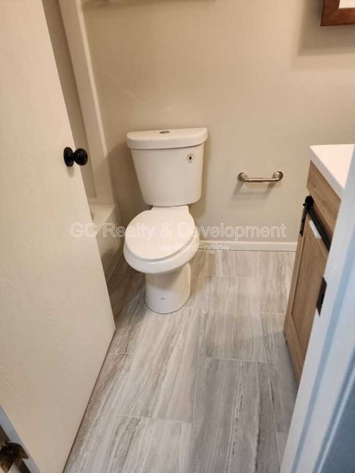 2124 Northwind Cir - Photo 6 of 12