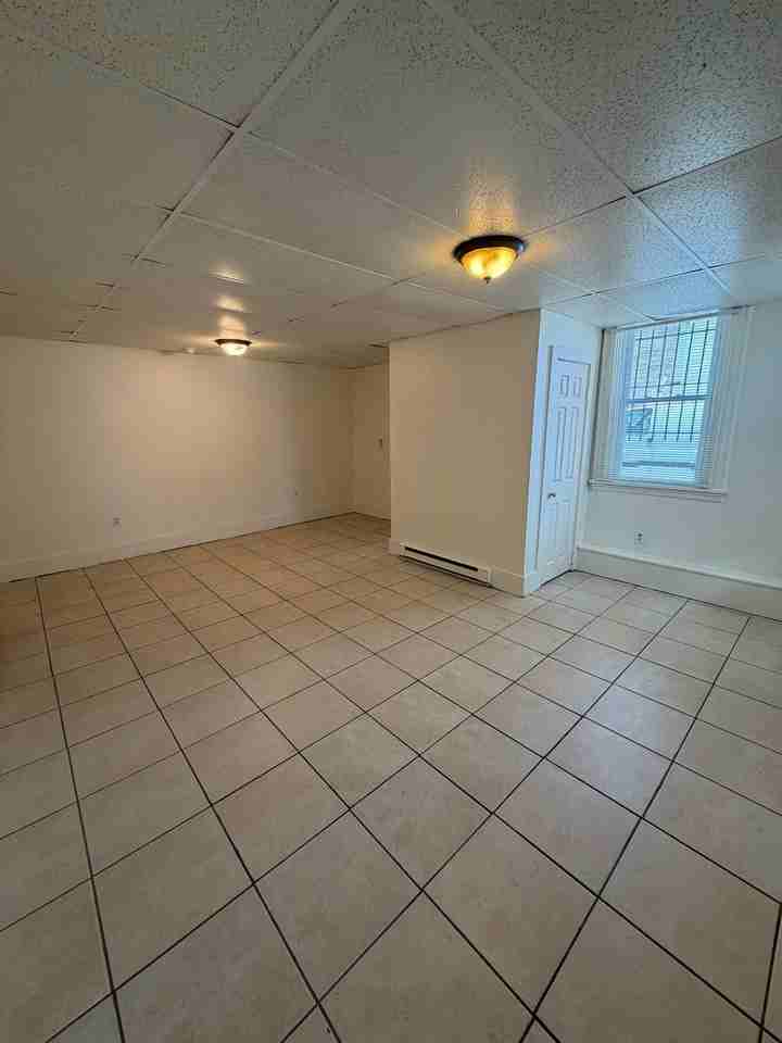 38 Conestoga St - Photo 4 of 16