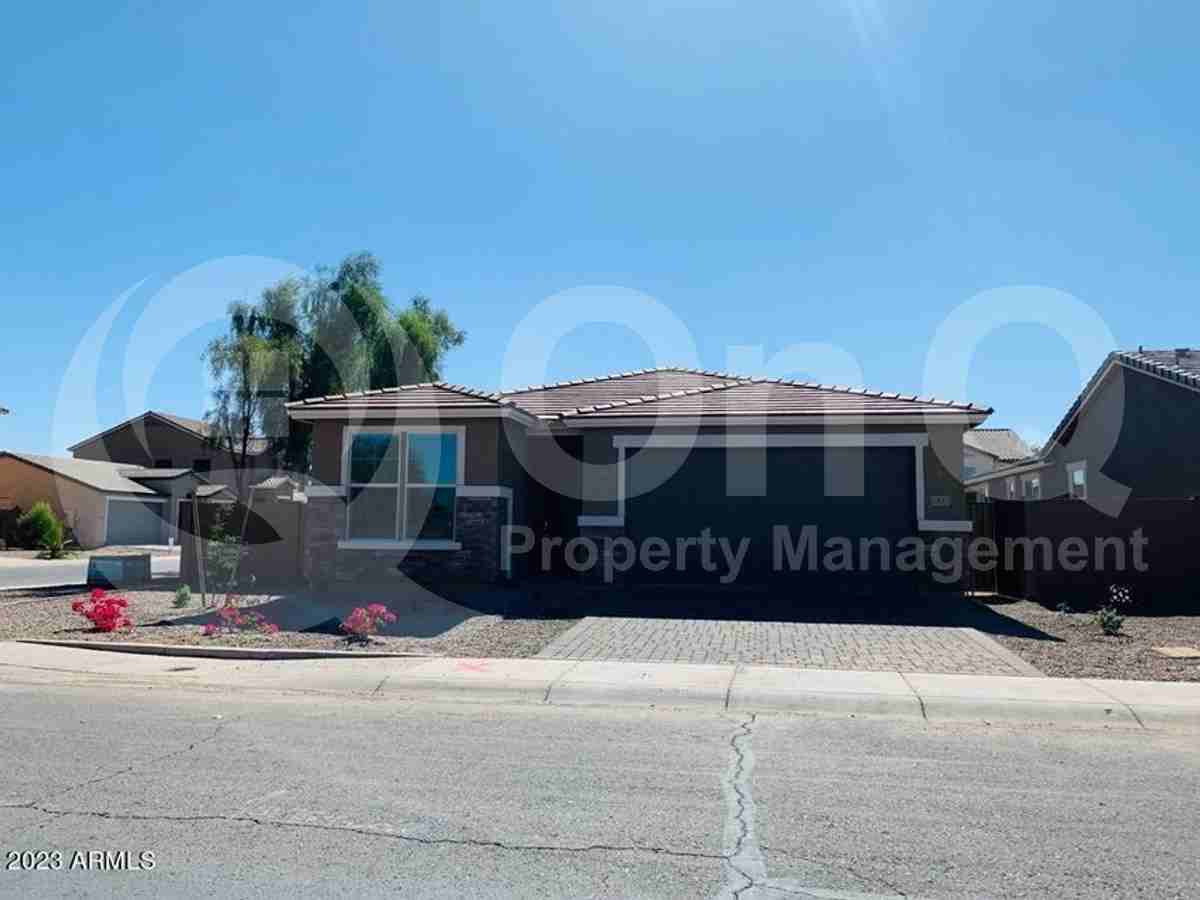 1265 E Kingman St - Photo 3 of 4