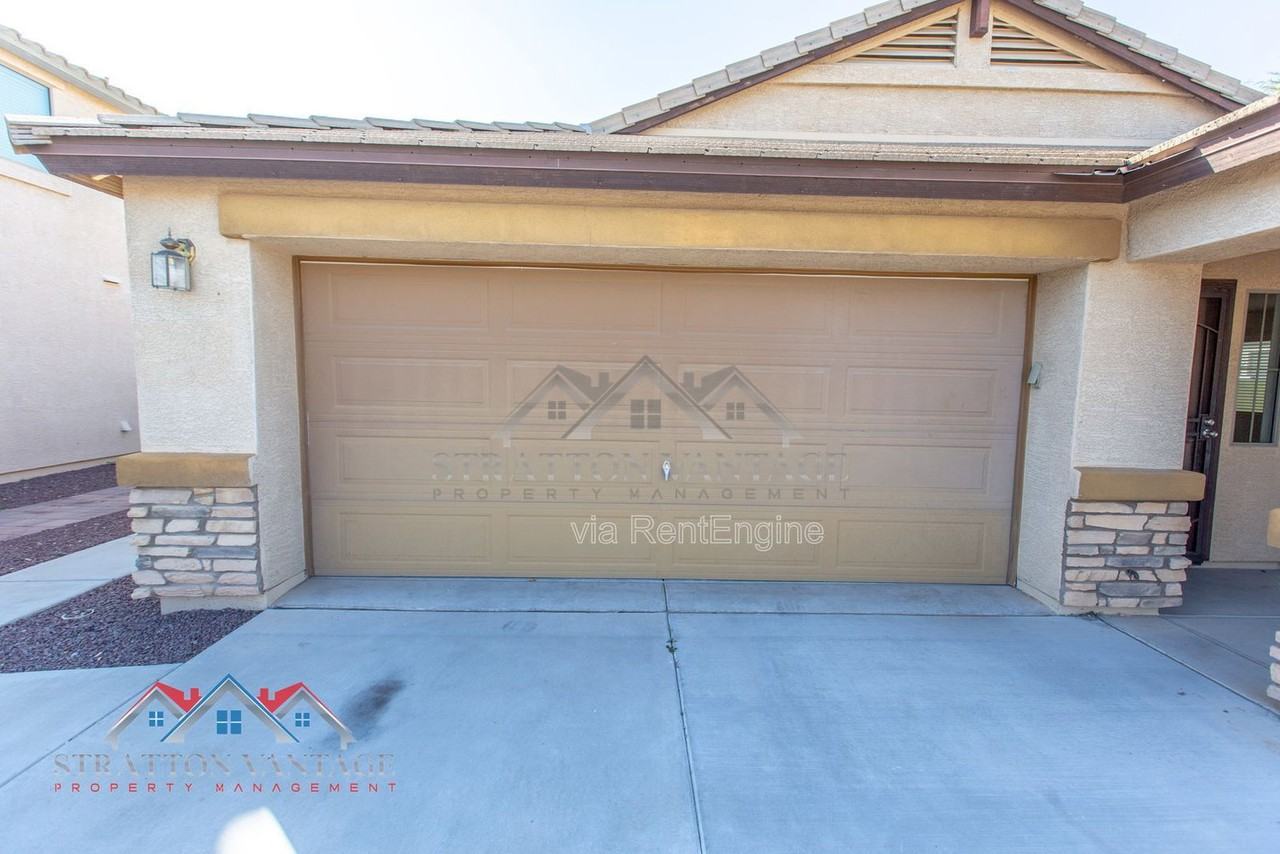 9096 N 97th Dr - Photo 4 of 46