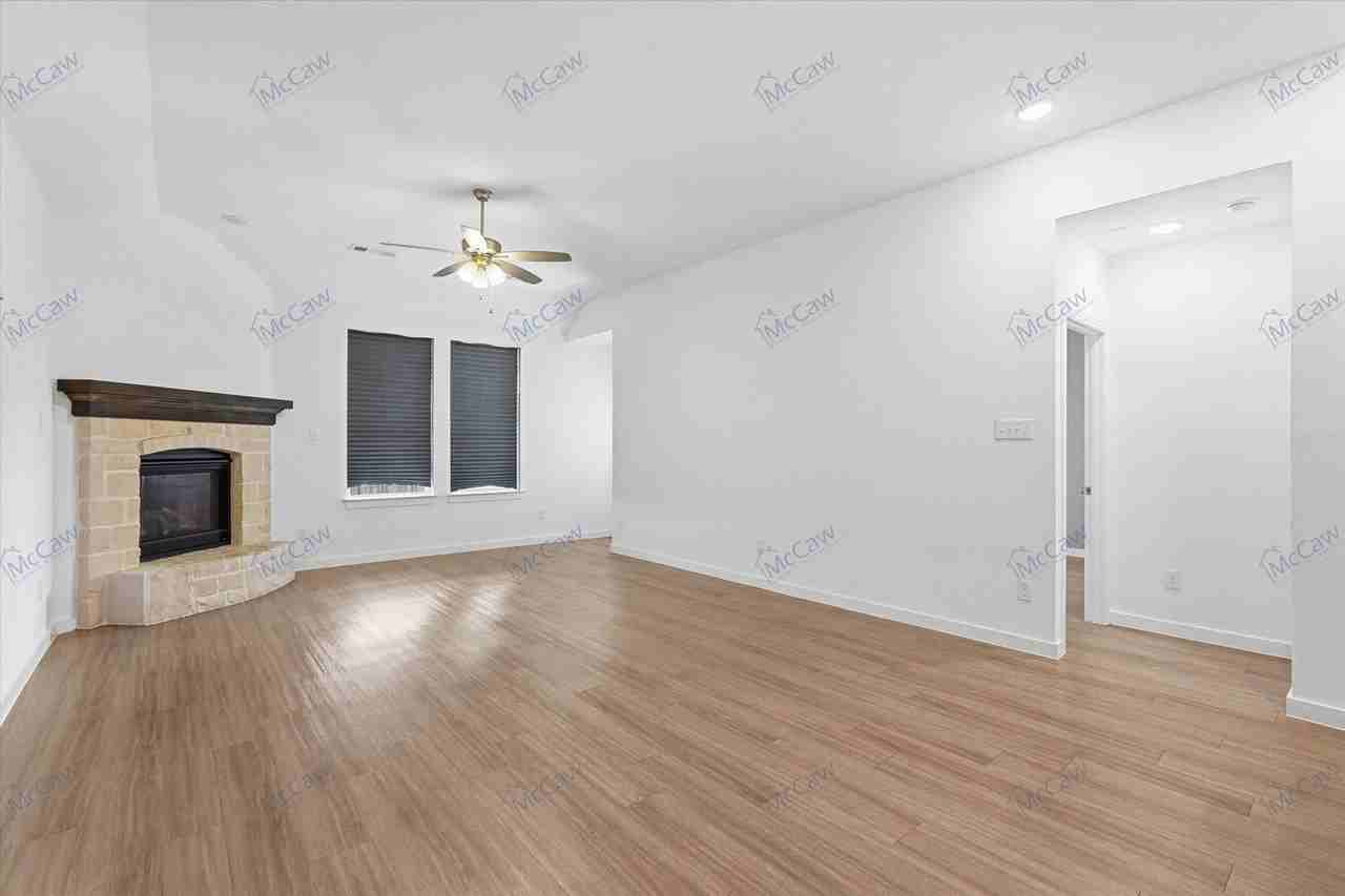 3960 Chesapeake Lane - Photo 2 of 20