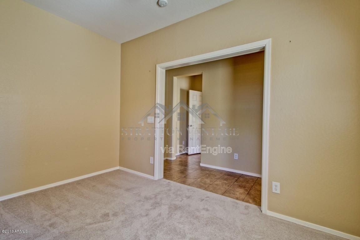 4725 E Olney Ave - Photo 4 of 27