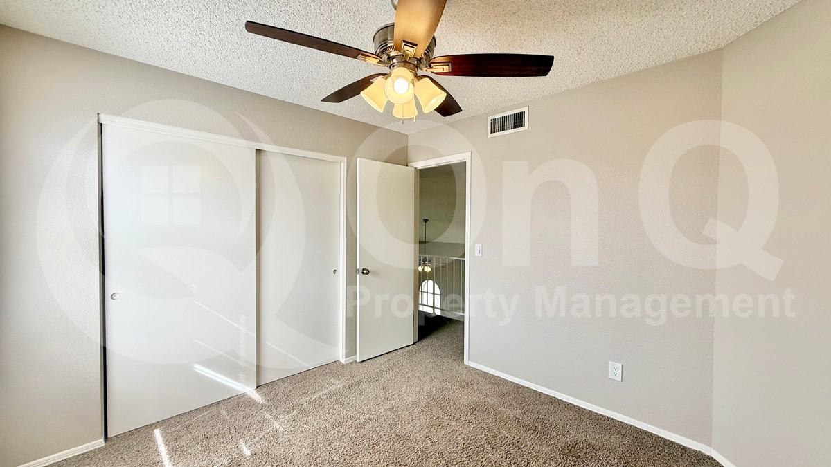 4768 W Marco Polo Rd - Photo 6 of 25