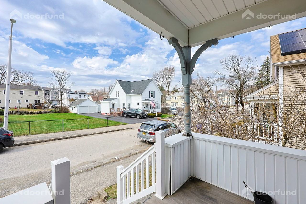 121 Delmont Ave - Photo 2 of 49