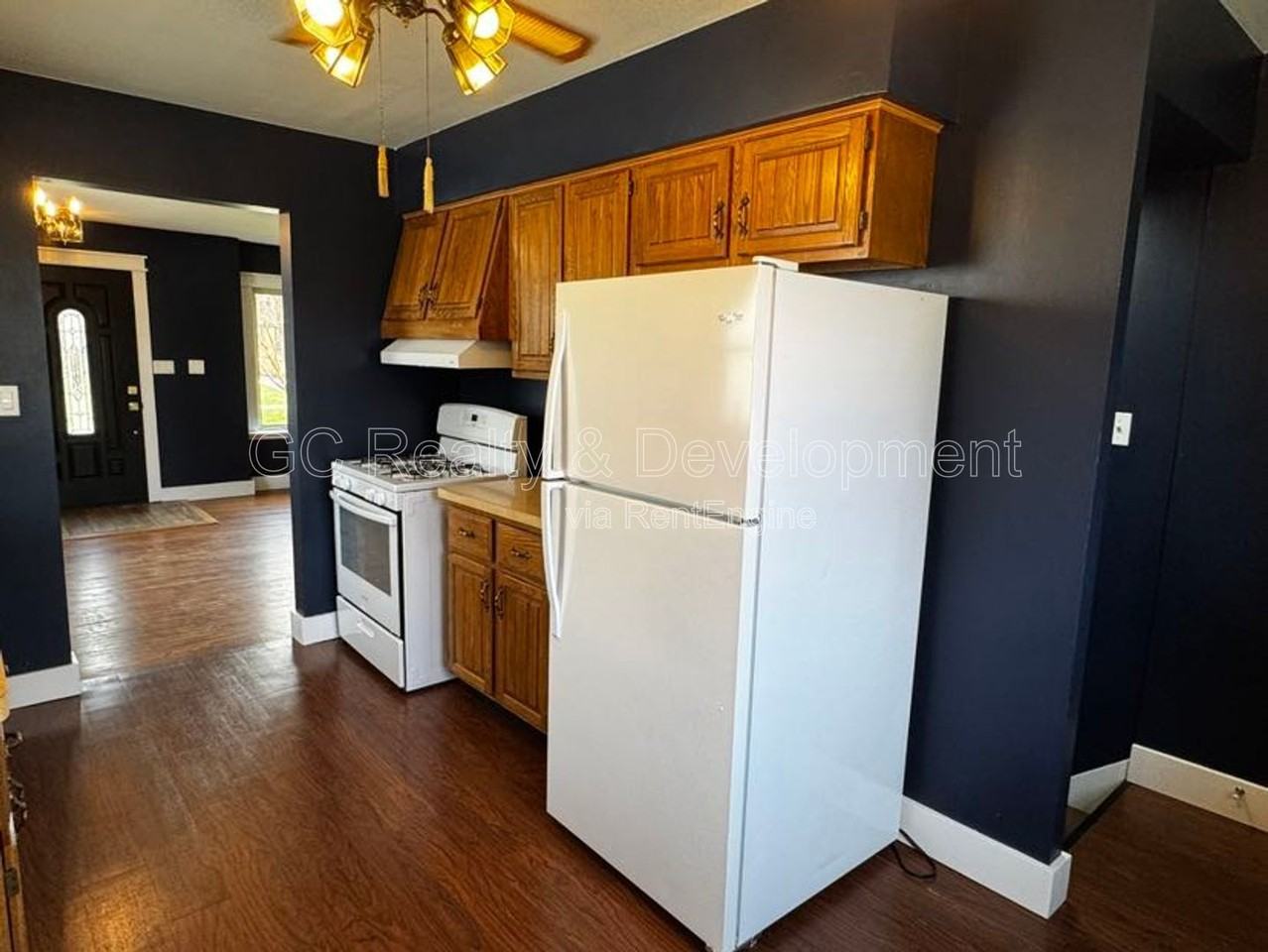 510 N Fairview Ave - Photo 7 of 21