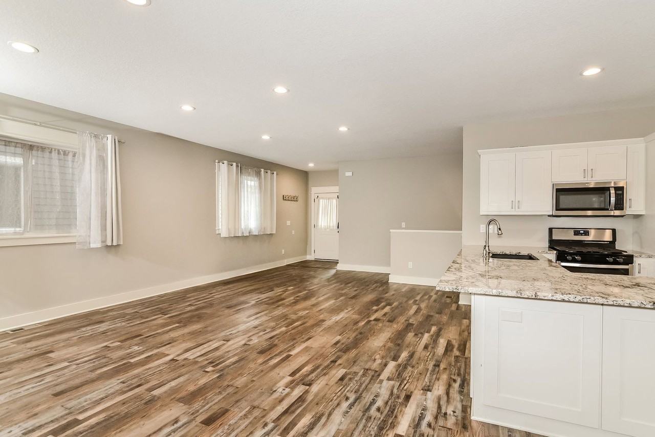 312 61st St Sw - Photo 6 of 35