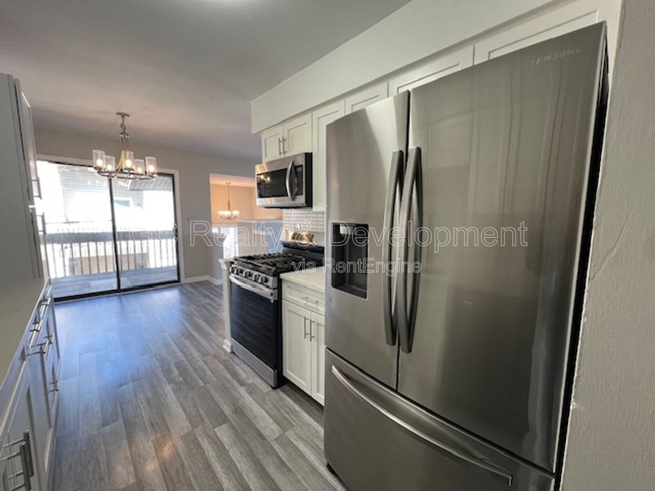 1332 Kingsbury Dr #1-1 - Photo 5 of 23